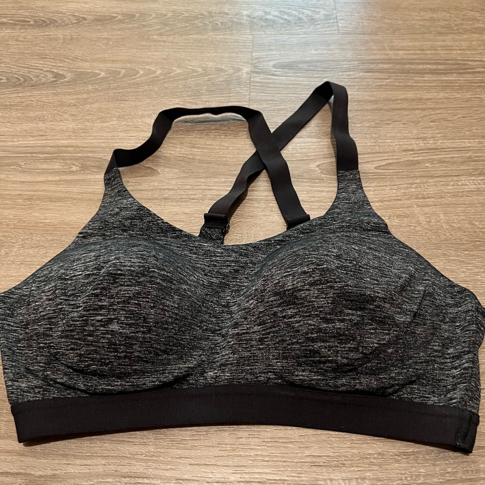 Victoria secret sports bra